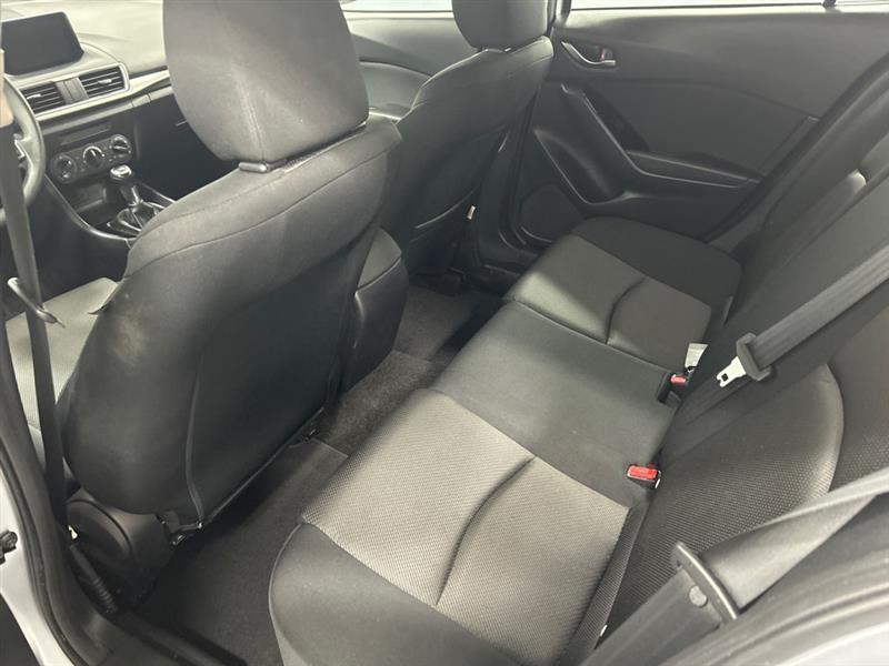 Mazda MAZDA3 i Sport AT 5-Door 2017