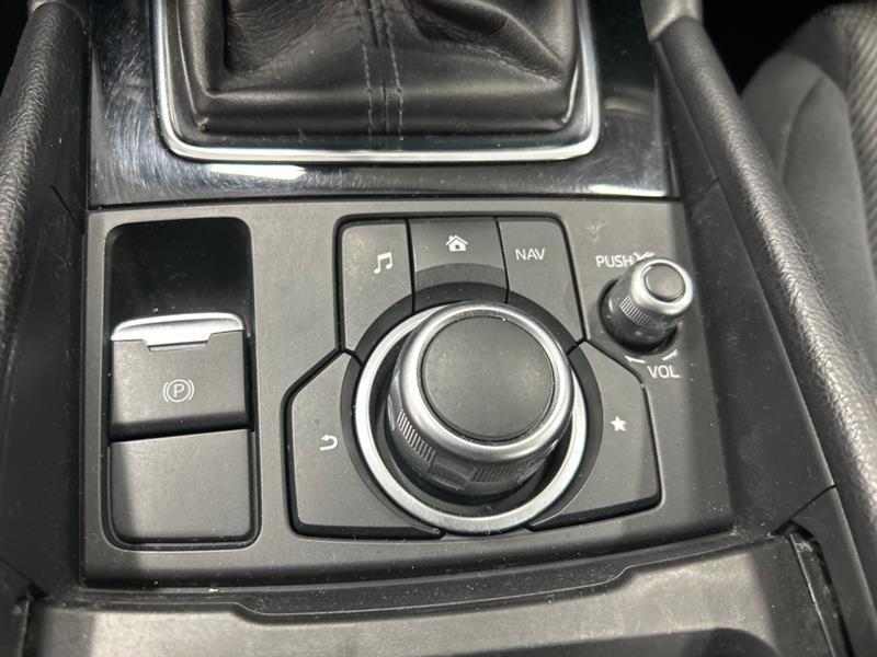 Mazda MAZDA3 i Sport AT 5-Door 2017