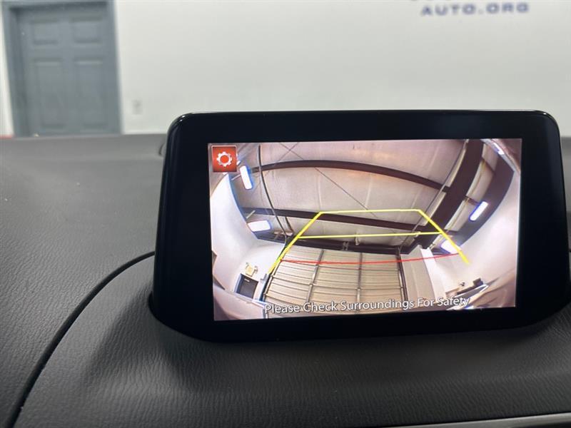 Mazda MAZDA3 i Sport AT 5-Door 2017