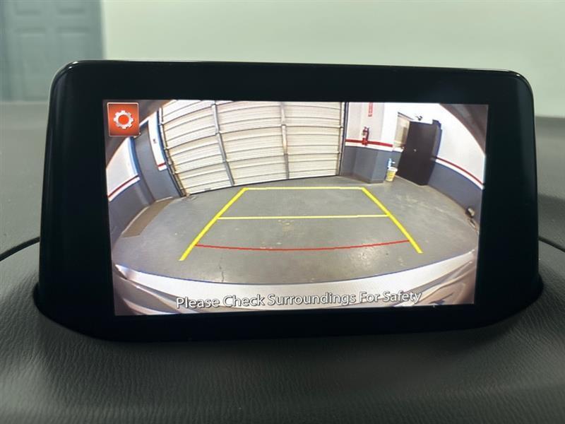 Mazda MAZDA3 i Sport AT 5-Door 2017