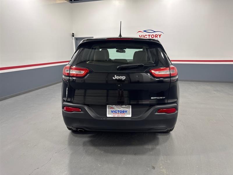 Jeep Cherokee Sport FWD 2015