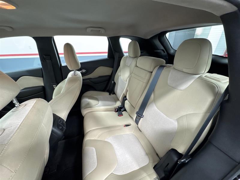Jeep Cherokee Sport FWD 2015
