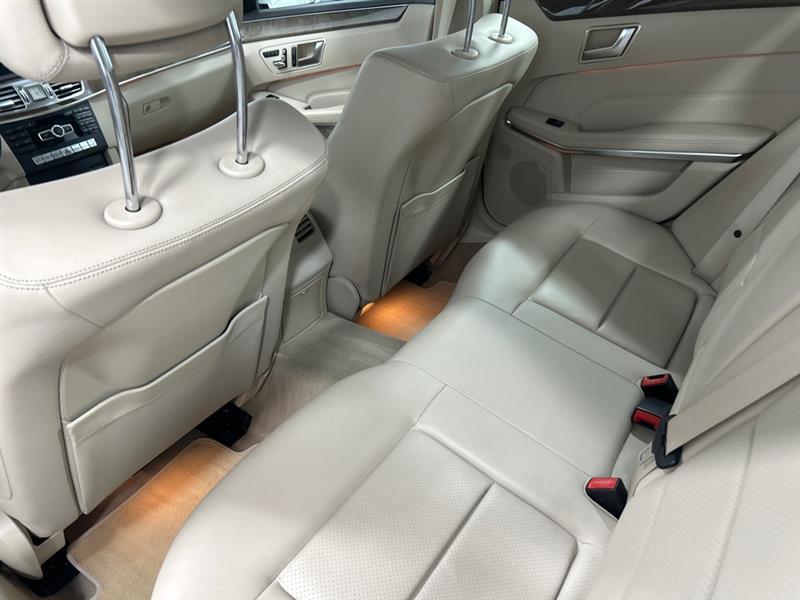 Mercedes-Benz E-Class E350 4MATIC Sedan 2014