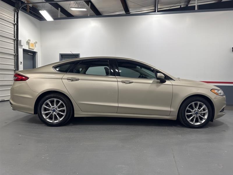 Ford Fusion SE 2017