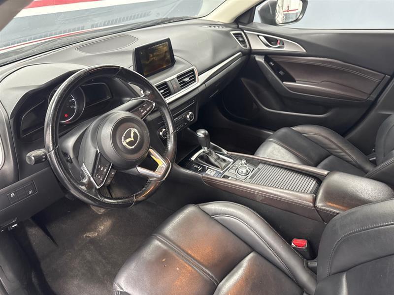 Mazda MAZDA3 i Touring AT 5-Door 2017
