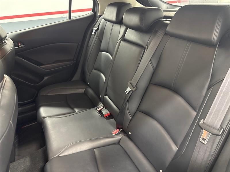 Mazda MAZDA3 i Touring AT 5-Door 2017