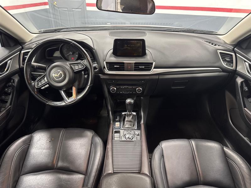 Mazda MAZDA3 i Touring AT 5-Door 2017