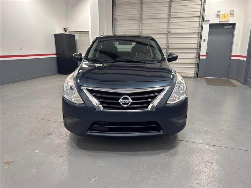 Nissan Versa 1.6 S 5M 2016