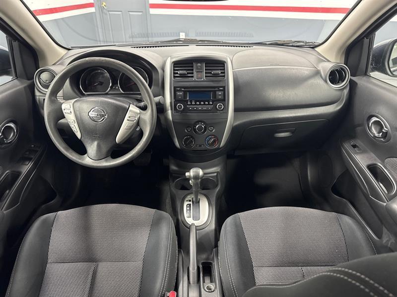 Nissan Versa 1.6 S 5M 2016
