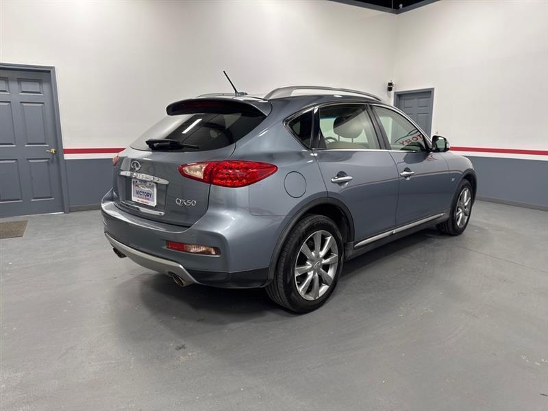 Infiniti QX50 Base RWD 2017