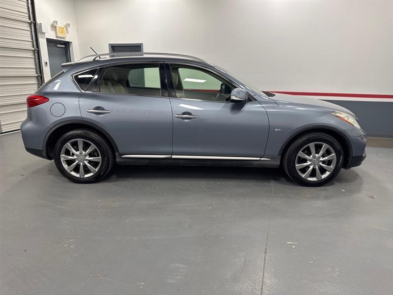 Infiniti QX50 Base RWD 2017