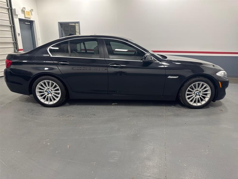 BMW 5-Series 535i 2012