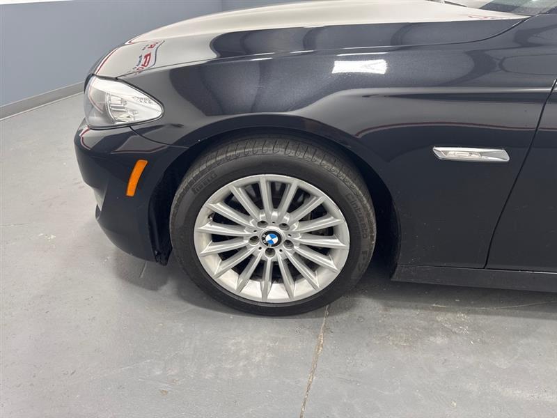 BMW 5-Series 535i 2012