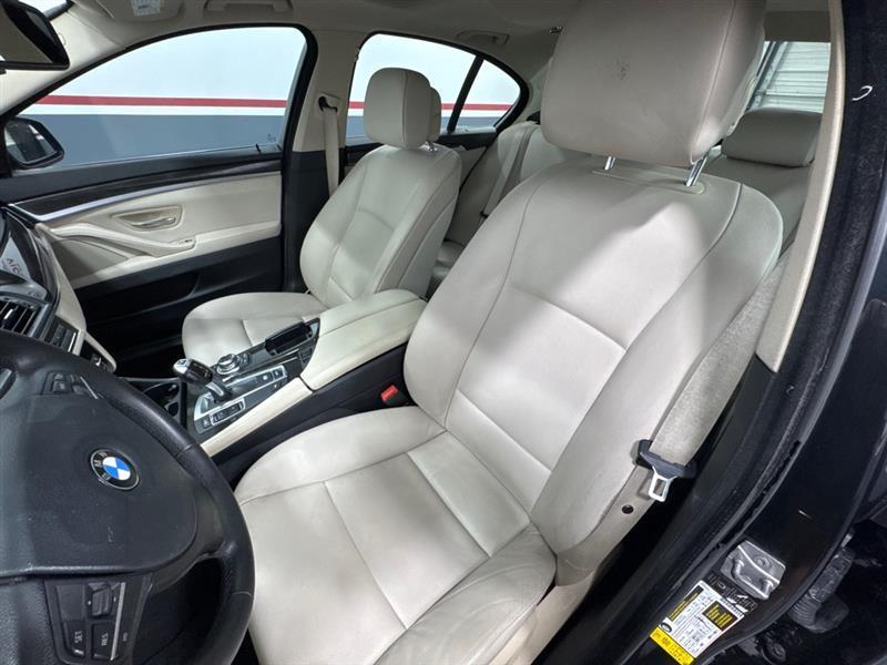 BMW 5-Series 535i 2012