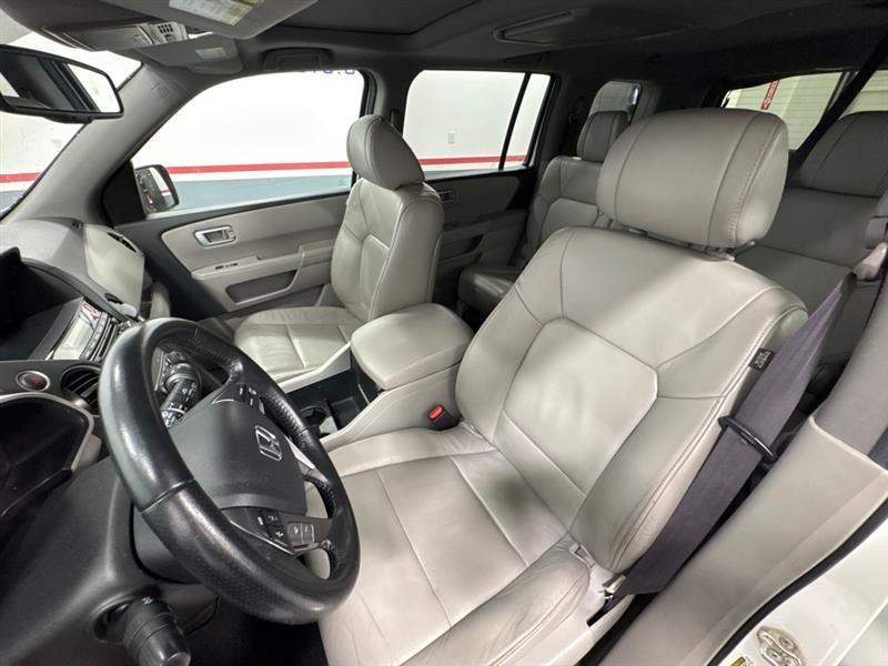 Honda Pilot EX-L 2WD 5-Spd AT with DVD 2013