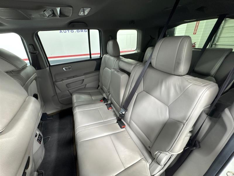 Honda Pilot EX-L 2WD 5-Spd AT with DVD 2013