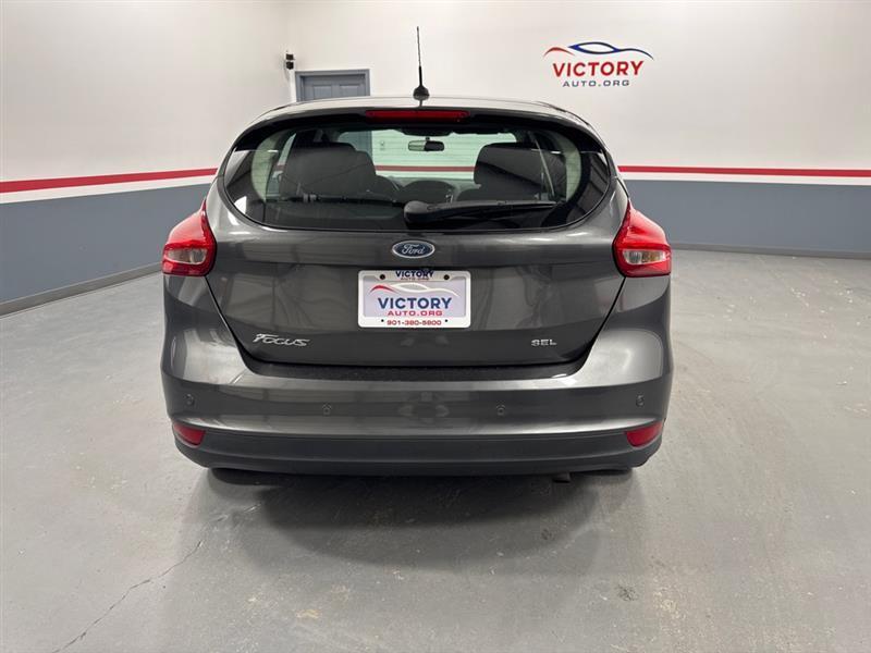 Ford Focus SEL Hatch 2017
