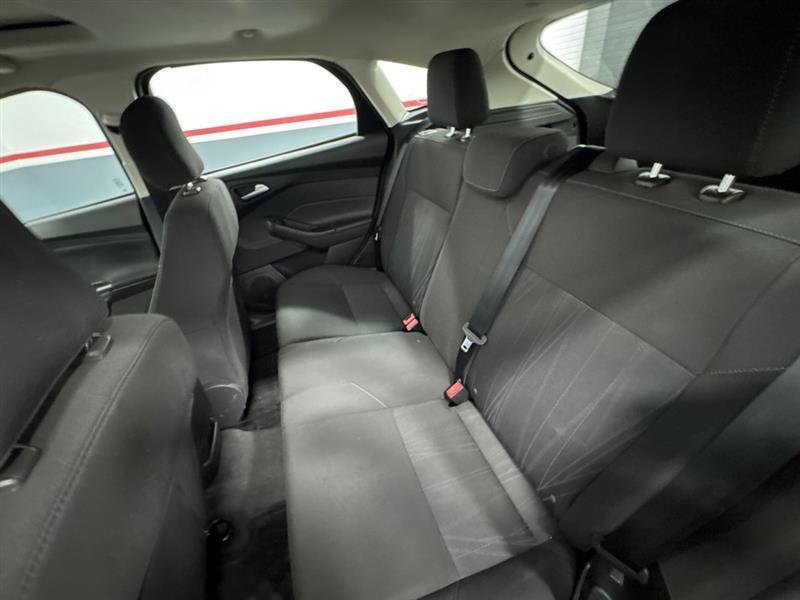 Ford Focus SEL Hatch 2017