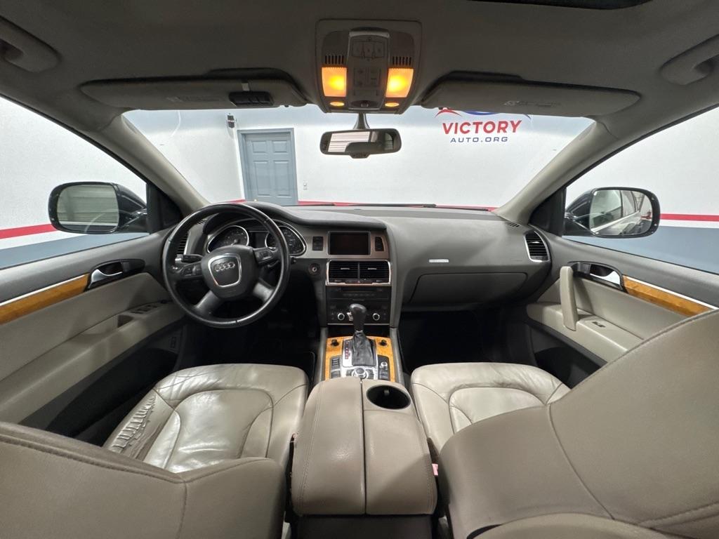 Audi Q7 quattro 4dr 3.6L Premium 2008