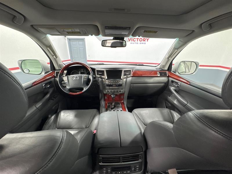 Lexus LX 570 Sport Utility 2008