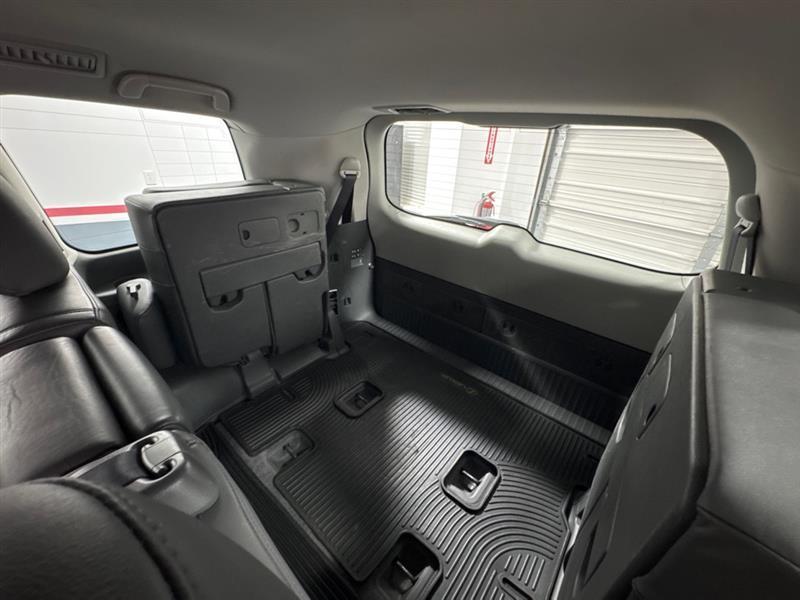 Lexus LX 570 Sport Utility 2008