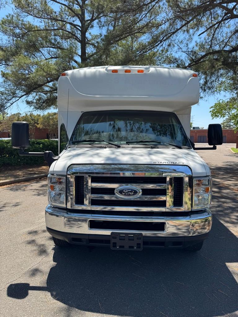 Ford Econoline E350 2012