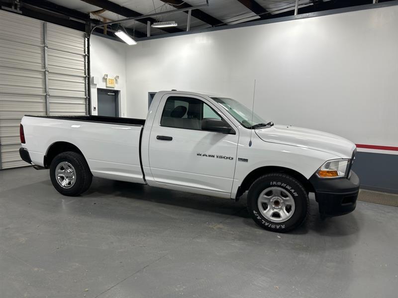 RAM 1500 ST LWB 2WD 2012