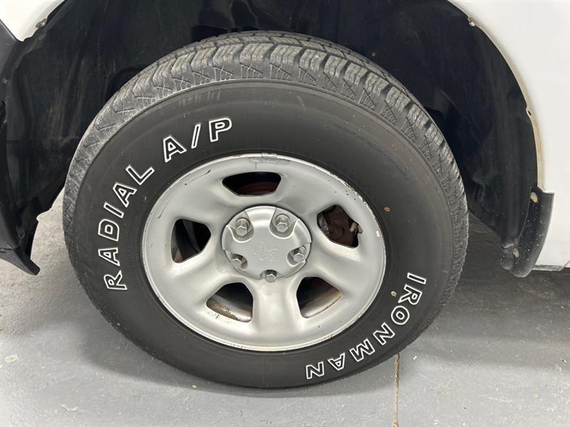RAM 1500 ST LWB 2WD 2012