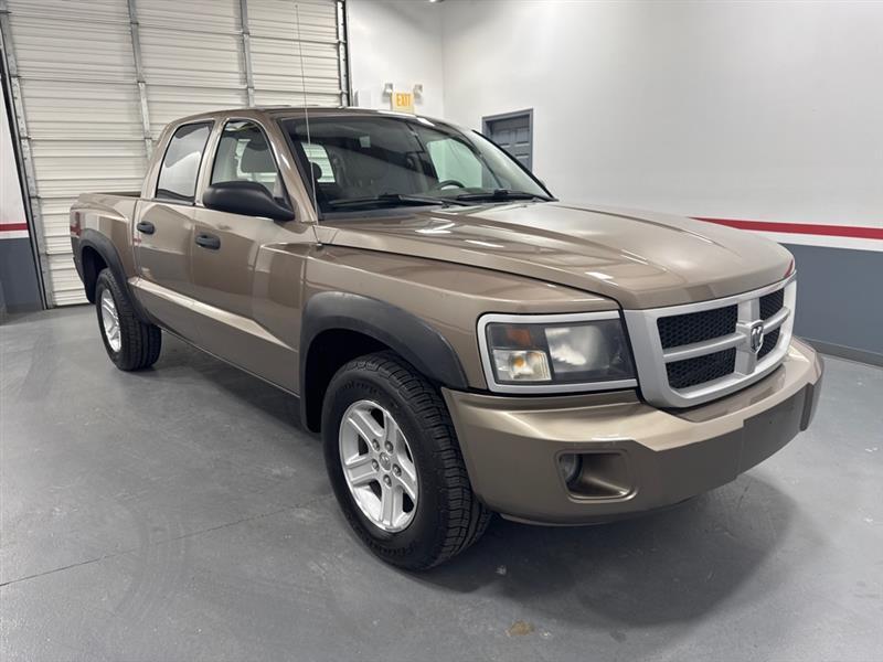 Dodge Dakota SXT Crew Cab 2WD 2009