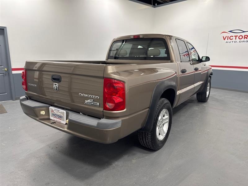 Dodge Dakota SXT Crew Cab 2WD 2009