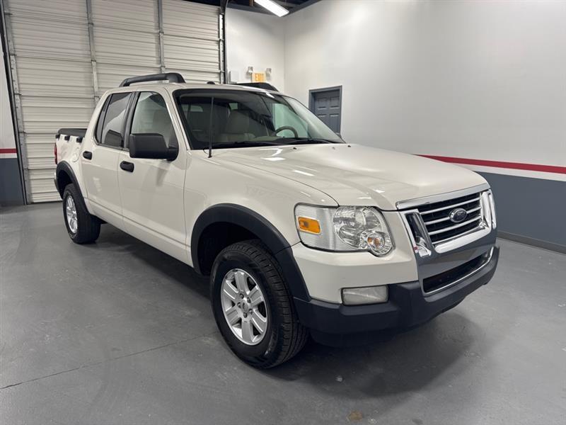 Ford Explorer Sport Trac XLT 4.0L 2WD 2010