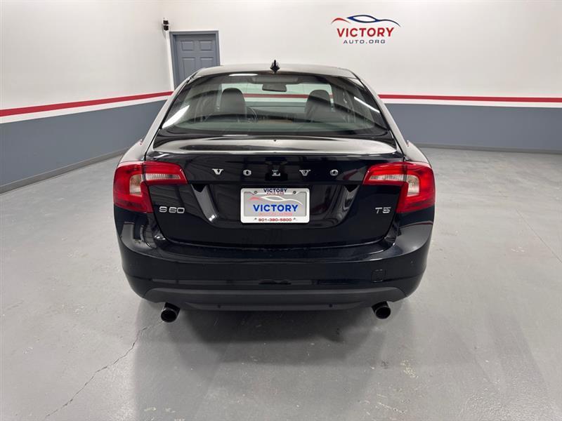 Volvo S60 T5 2012