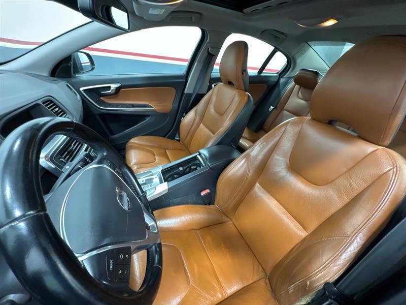 Volvo S60 T5 2012