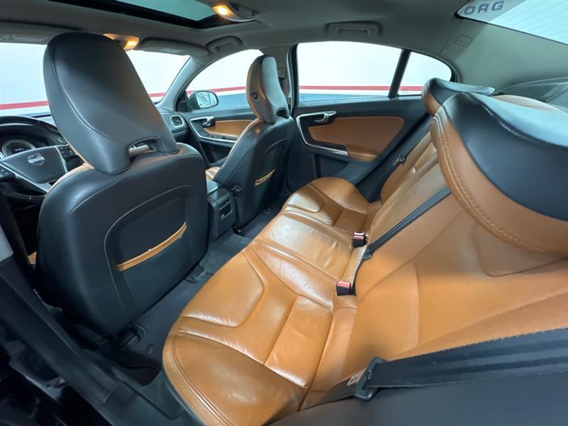 Volvo S60 T5 2012