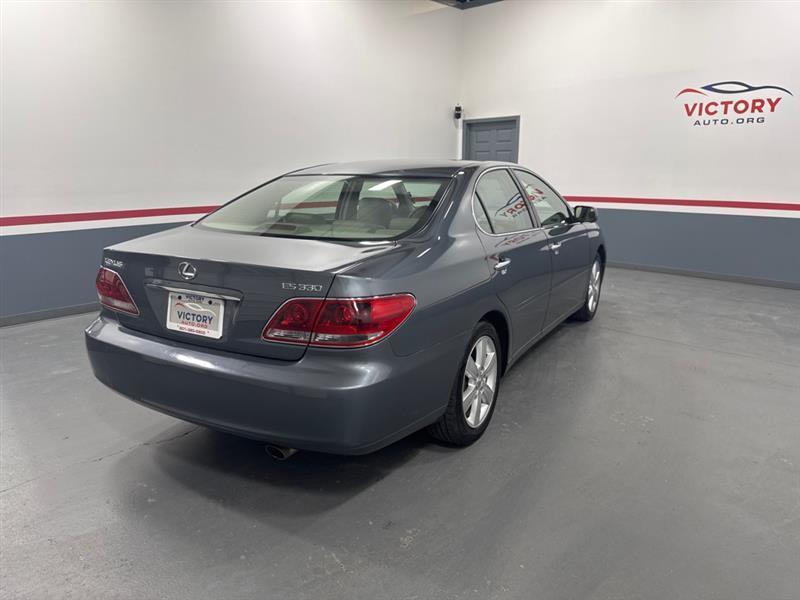 Lexus ES 330 Sedan 2005