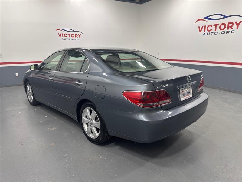 Lexus ES 330 Sedan 2005
