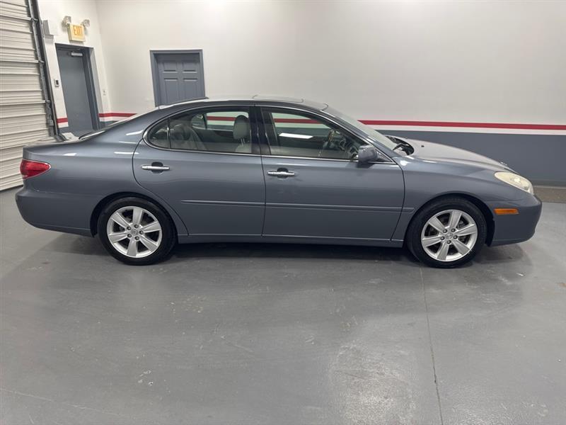 Lexus ES 330 Sedan 2005