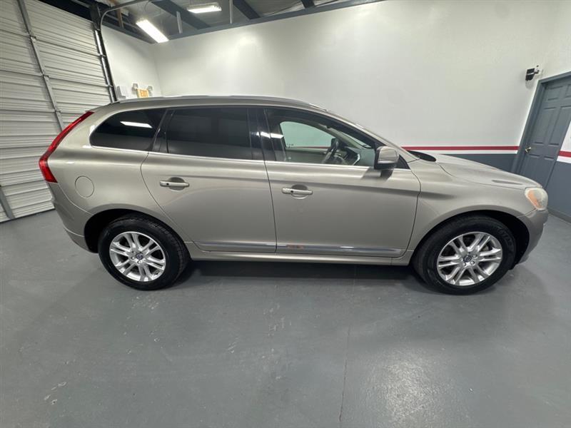 Volvo XC60 T5 Drive-E Premier FWD 2016