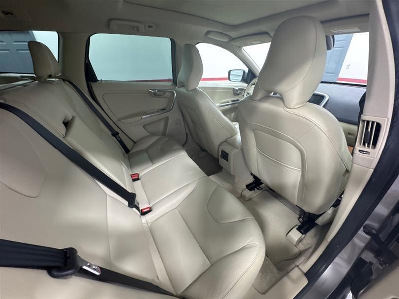 Volvo XC60 T5 Drive-E Premier FWD 2016