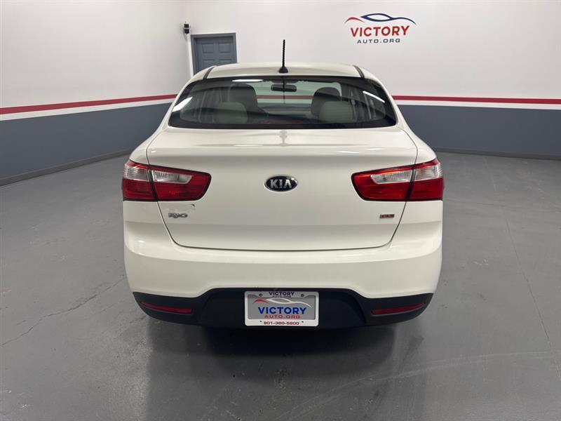 Kia Rio LX 2014