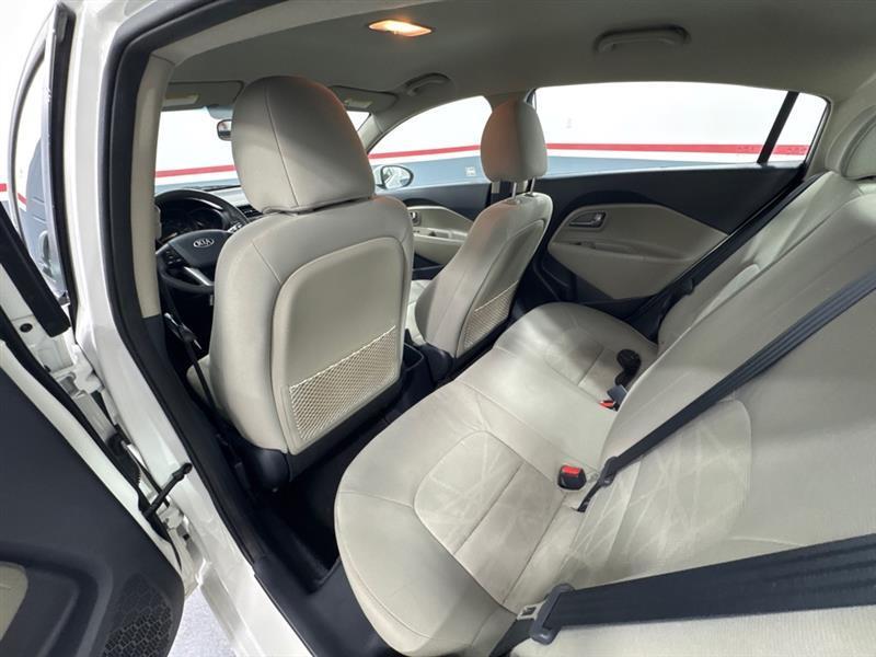 Kia Rio LX 2014