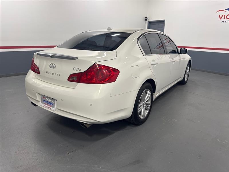 Infiniti G Sedan 4dr x AWD 2012