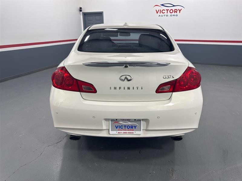 Infiniti G Sedan 4dr x AWD 2012