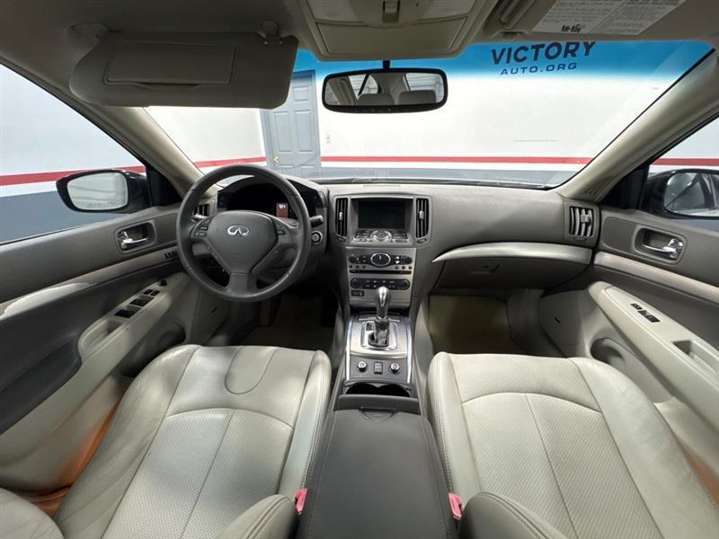 Infiniti G Sedan 4dr x AWD 2012