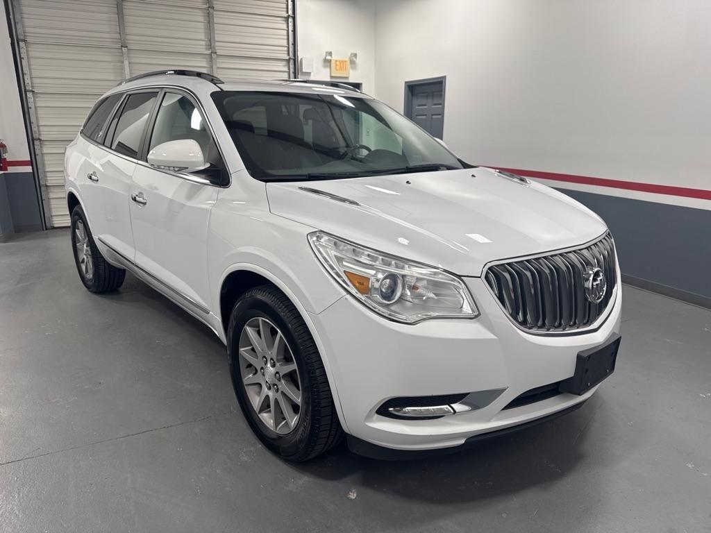 Buick Enclave FWD 4dr Convenience 2017