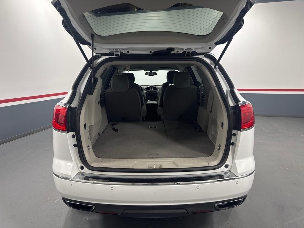 Buick Enclave FWD 4dr Convenience 2017