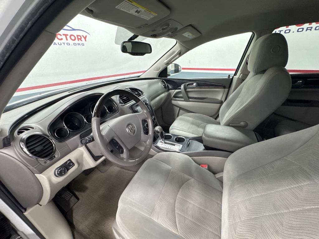Buick Enclave FWD 4dr Convenience 2017