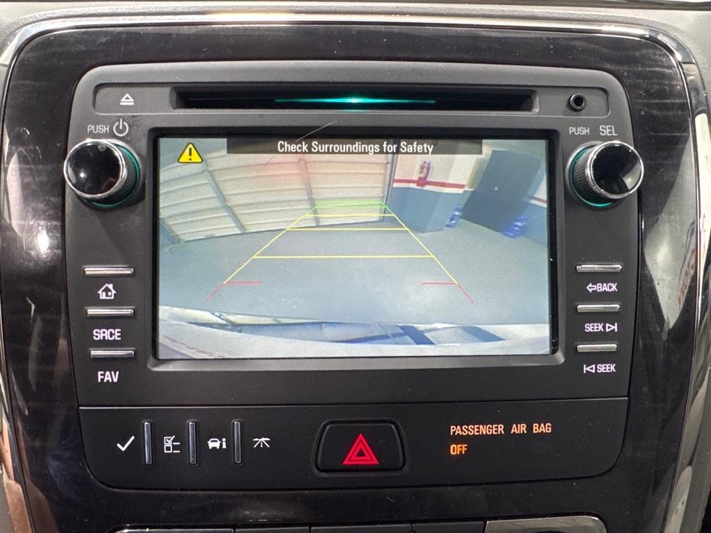 Buick Enclave FWD 4dr Convenience 2017