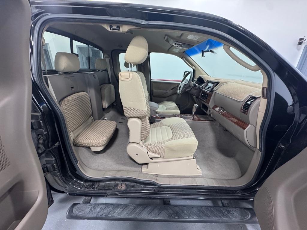 Nissan Frontier 2WD King Cab V6 Auto LE 2008