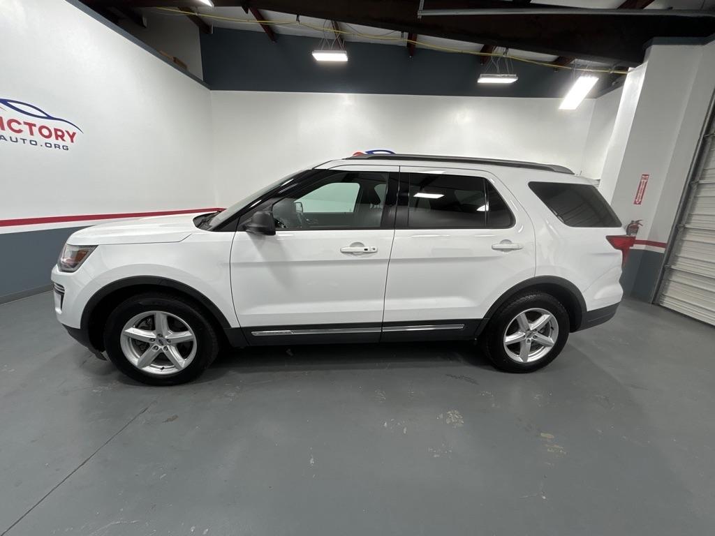 Ford Explorer XLT FWD 2019
